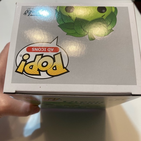 Pop Green Giant Sprout Figure - Picture 4 of 6